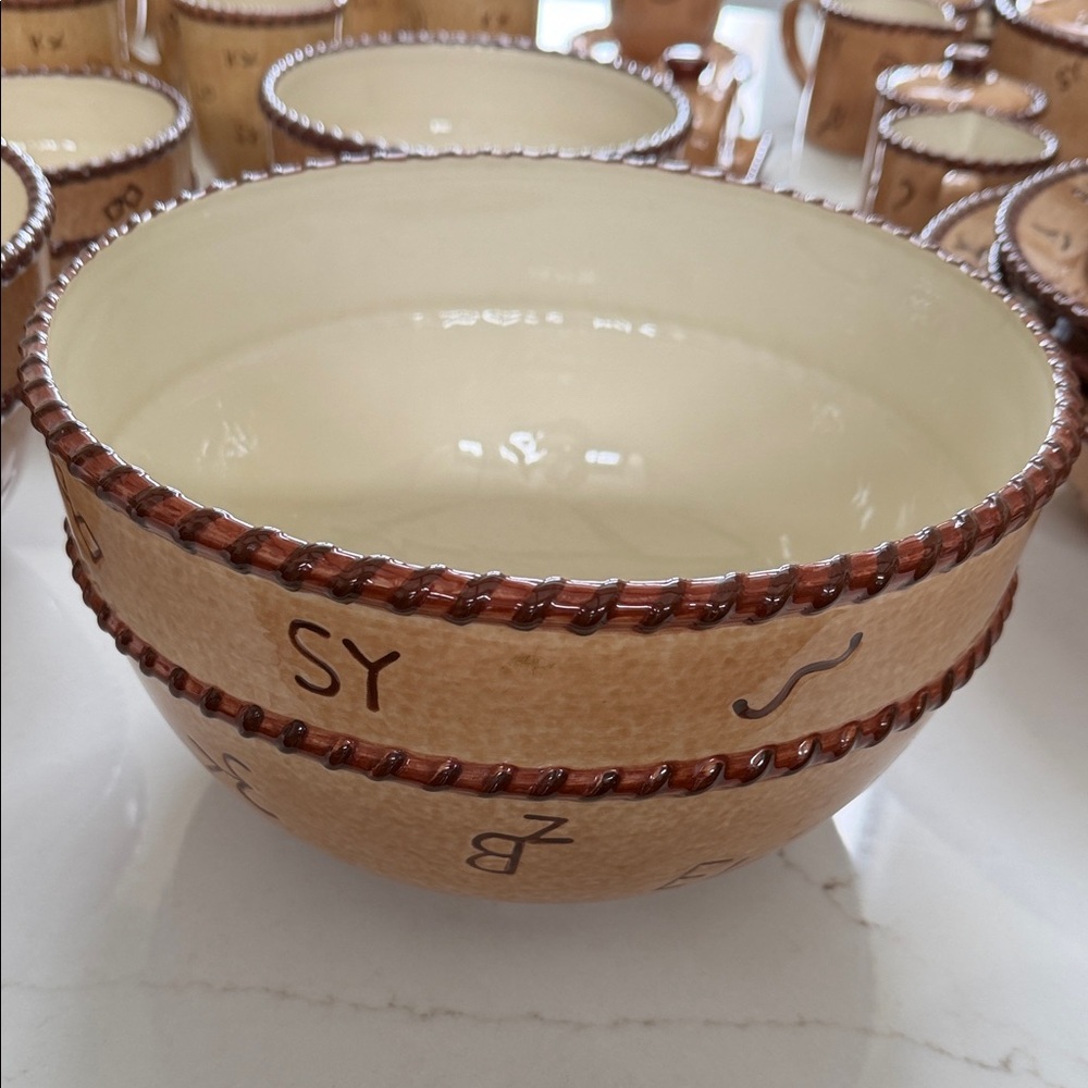 Montana Silversmiths -lifestyles branded dinnerware collection. Popcorn bowl.